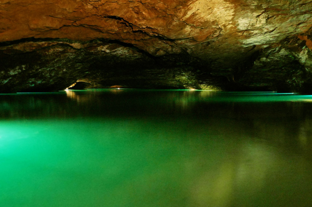 underground lake